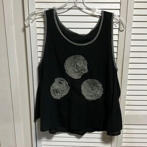 Elegant Black Sleeveless Tank Top with Artistic Design